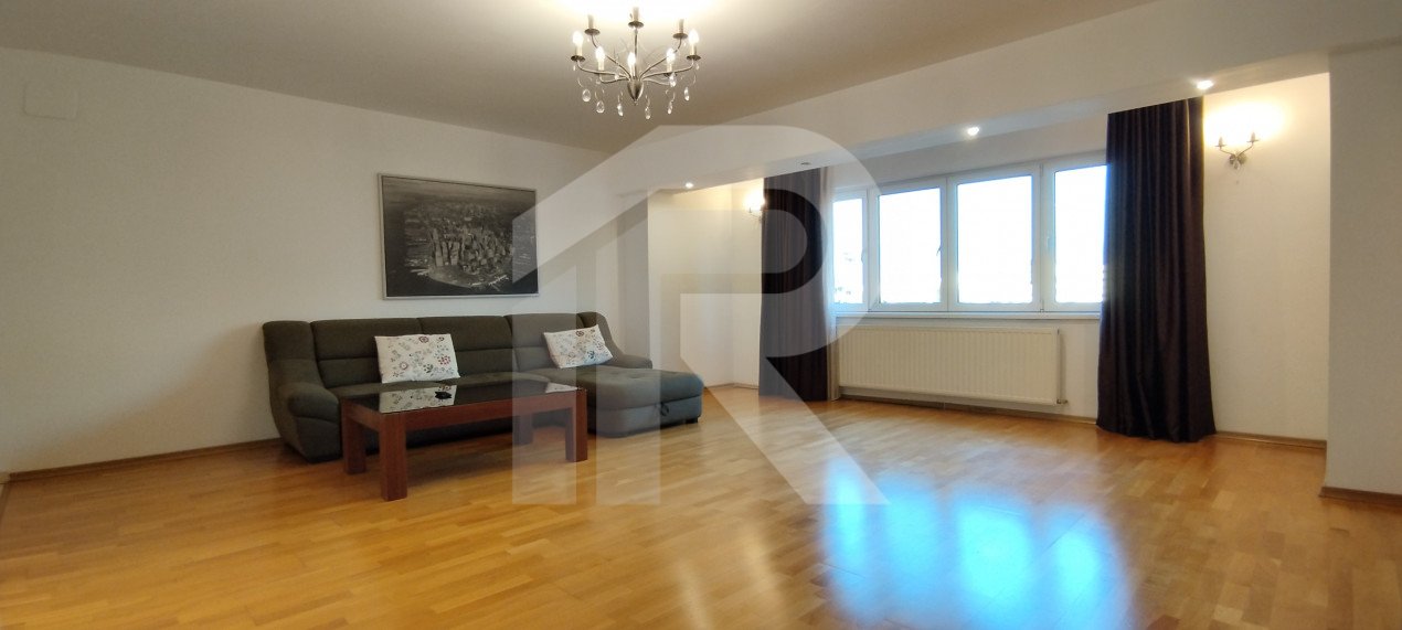 ALBA IULIA 3 CAMERE LUX 99 MP, PARCARE SUBTERANA!