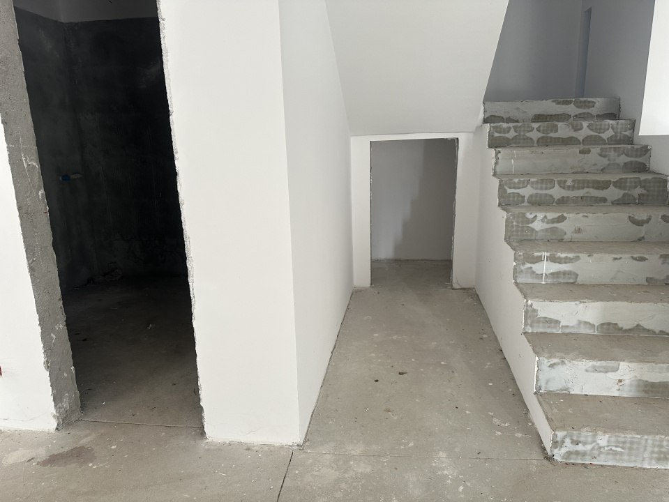 CORBEANCA-PARADISUL VERDE, VILA 507 MP, LOT 1.095 MP!