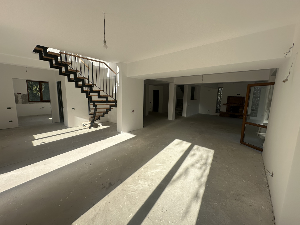 CORBEANCA-PARADISUL VERDE, VILA 507 MP, LOT 1.095 MP!