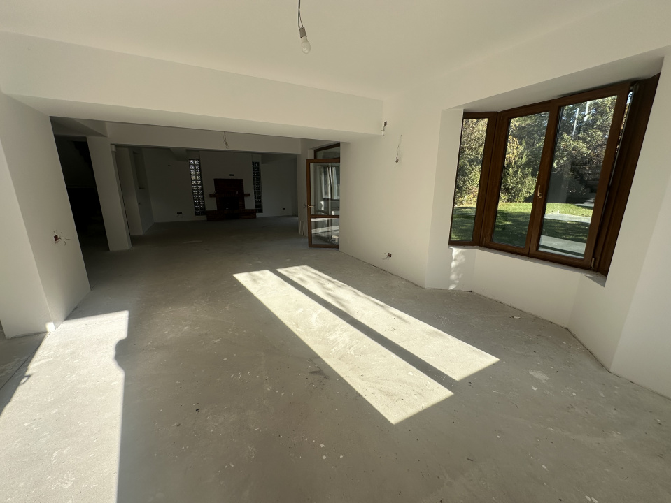 CORBEANCA-PARADISUL VERDE, VILA 507 MP, LOT 1.095 MP!