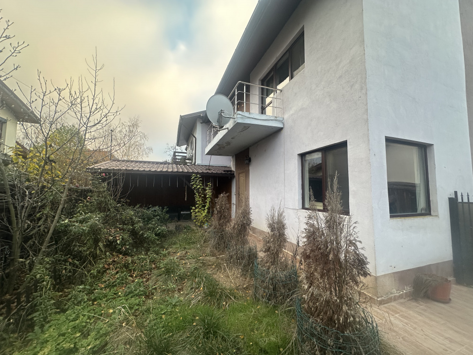 CORBEANCA, DUPLEX P+E+M 140 MP, CURTE PROPRIE 130 MP! 