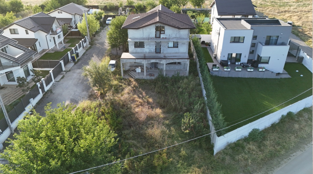 BERCENI-VIDRA, CASA P+E+M 142 MP, LOT 700 MP!