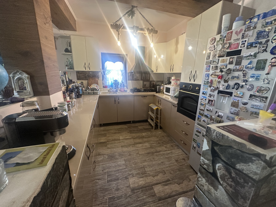 CORNETU CASA P+E+Pod 222 MP, LOT 549MP 