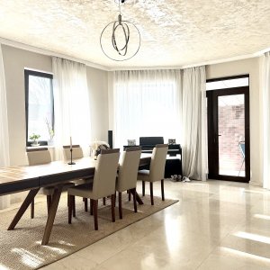 Vila de Vanzare Domnesti indepedenta energetic cu piscina incalzita