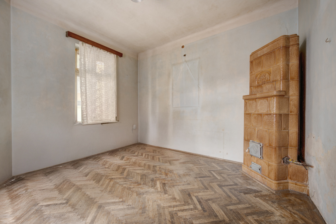 CAROL – 11 IUNIE, APARTAMENT 4 CAMERE IN VILA, 120 MP, ETAJ 1! 