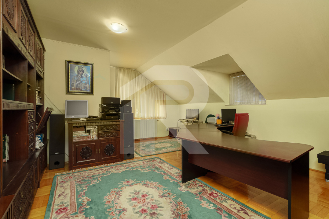 Drumul Taberei - Valea Oltului, casa 9 camere, lot 1158 mp