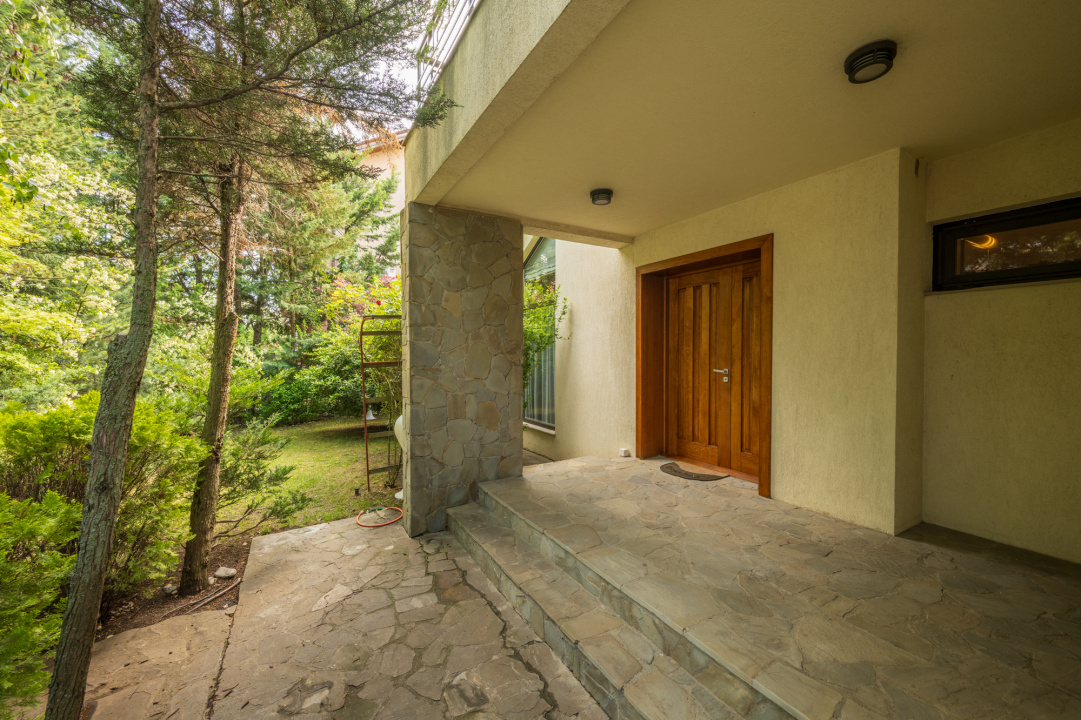 IANCU NICOLAE - COMPLEX TRAIAN, VILA 400 MP TOTAL, LOT 750 MP!