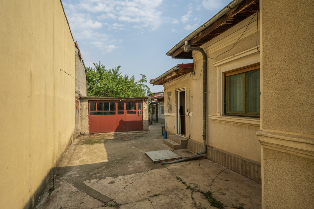 CHIAJNA - CASA RENOVABILA 129 MP, LOT 690 MP!