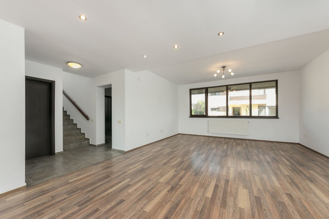 Vilă spațioasă și elegantă în Pipera – zona Porsche / Hotel Alexander