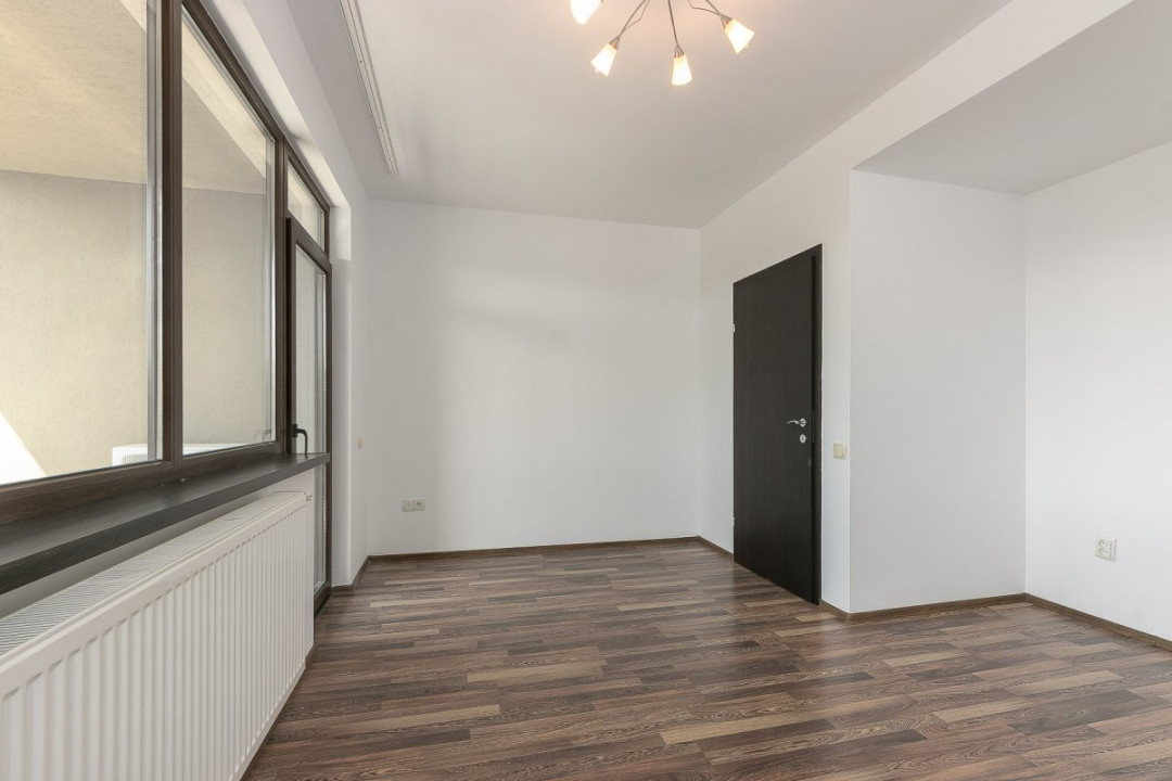 Vilă spațioasă și elegantă în Pipera – zona Porsche / Hotel Alexander