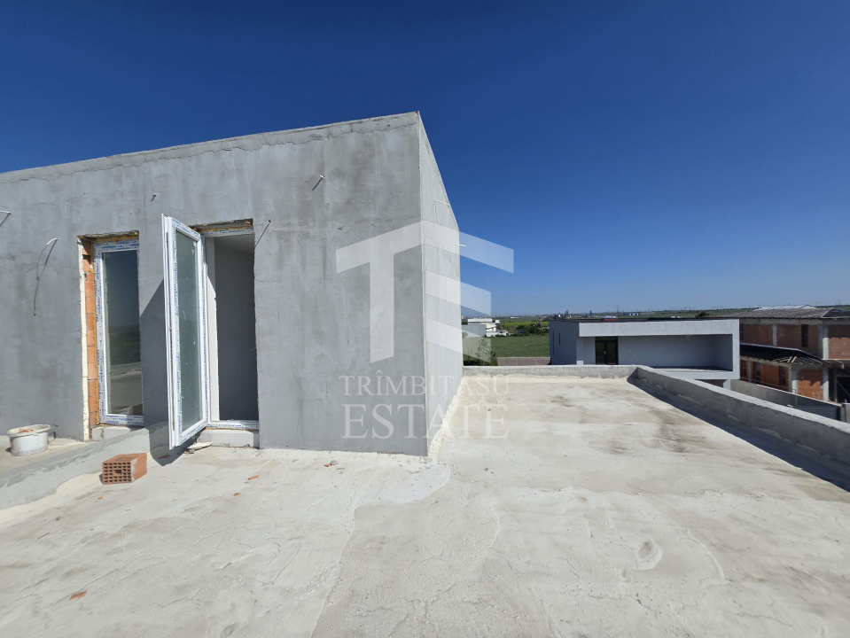 OVIDIU-POIANA- Vila tip duplex cu terasa circulabila.