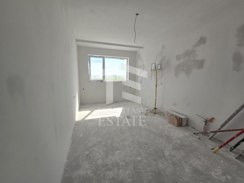 OVIDIU-POIANA- Vila tip duplex cu terasa circulabila.