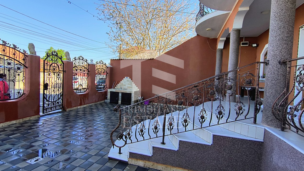 Medgidia | Casă cu 5 camere spațioasă