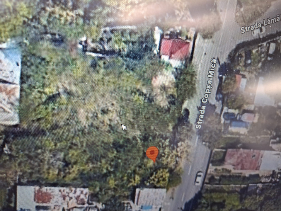 De Vanzare Teren Giulesti 