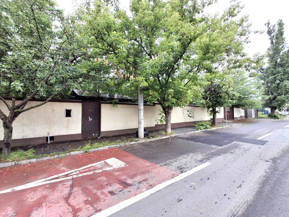 De Vanzare Teren Giulesti 