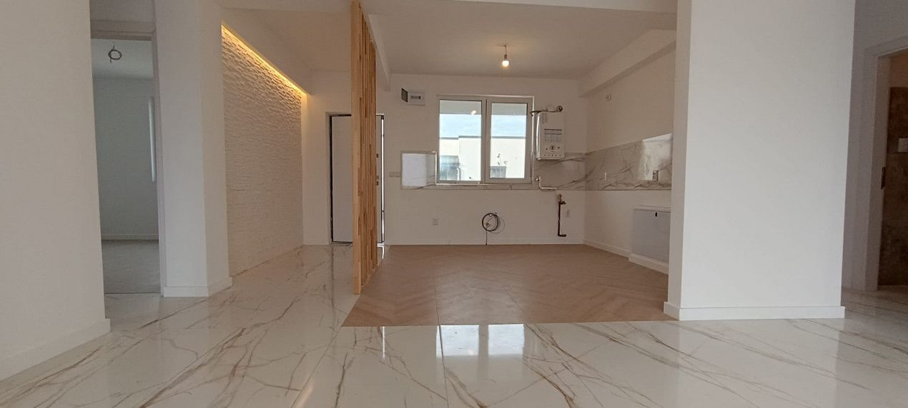 Casa Parter !  3 dorm.+2 bai+2 parcari+teren liber 190mp! Domnesti !