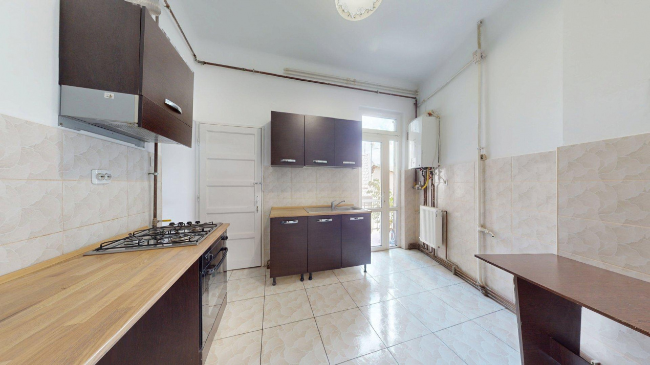 Oportunitate Apartament 3 camere deosebit 115 mp Metrou Piata Unirii 